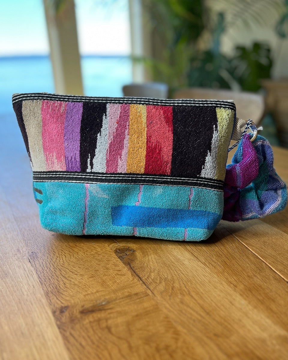 Repurposed Towel Beach Clutch ”SW State of Mind”