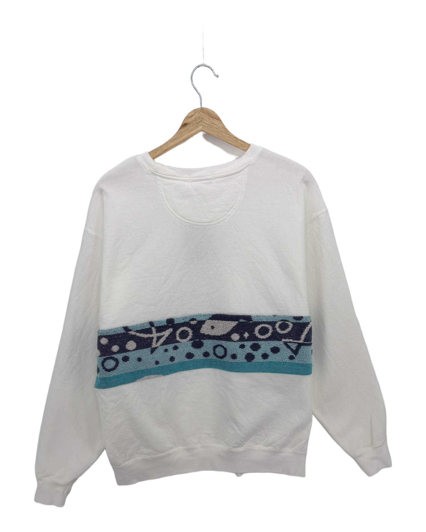Large White Sunset Chaser "Retro Wavefront" — one-of-a-kind upcycled vintage beach towel sweatshirt, handmade by Kspek, view 4