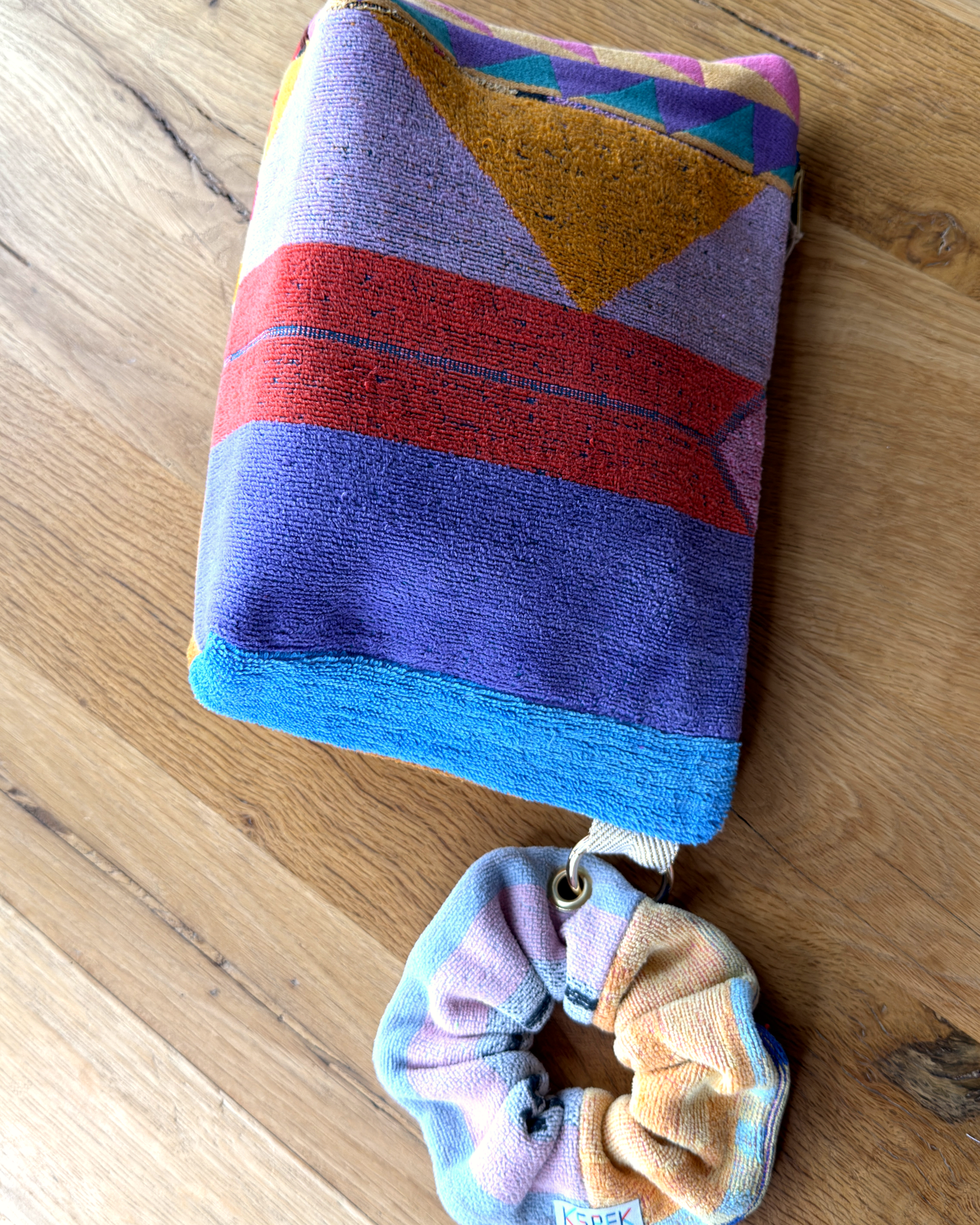 Repurposed Towel Beach Clutch “Surf Horizon” — handmade by Kspek from upcycled vintage textiles, view 6