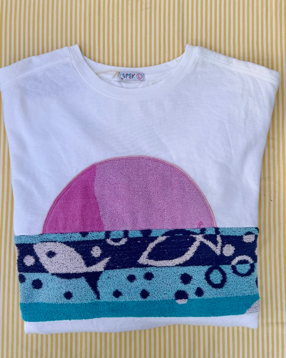 Large White Sunset Chaser "Retro Wavefront"