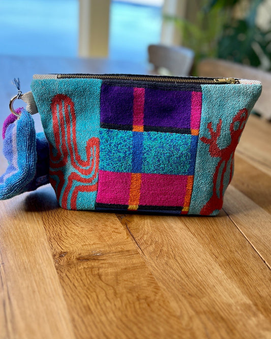 Repurposed Towel Beach Clutch ”SW State of Mind”