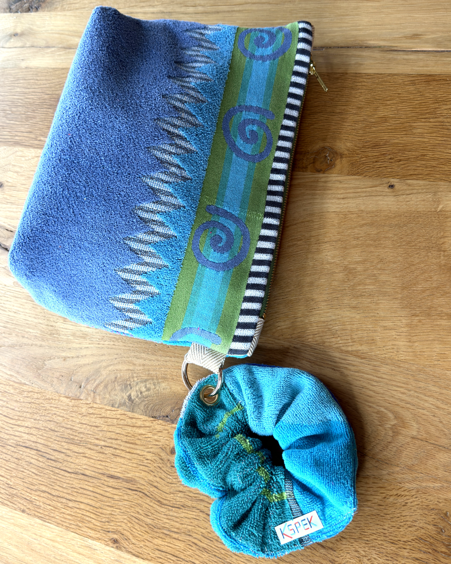 Repurposed Towel Beach Clutch “Retro Beach Vibe” — handmade by Kspek from upcycled vintage textiles, view 6