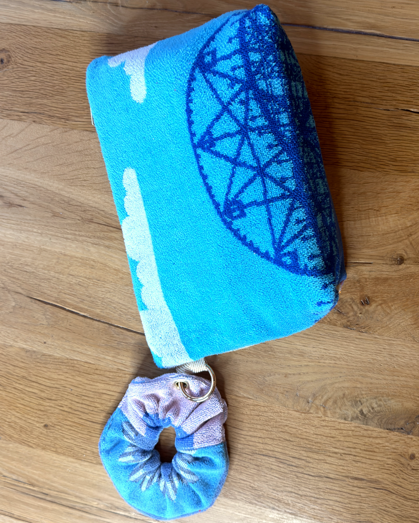 Repurposed Towel Beach Clutch “Tide Horizon” — handmade by Kspek from upcycled vintage textiles, view 5