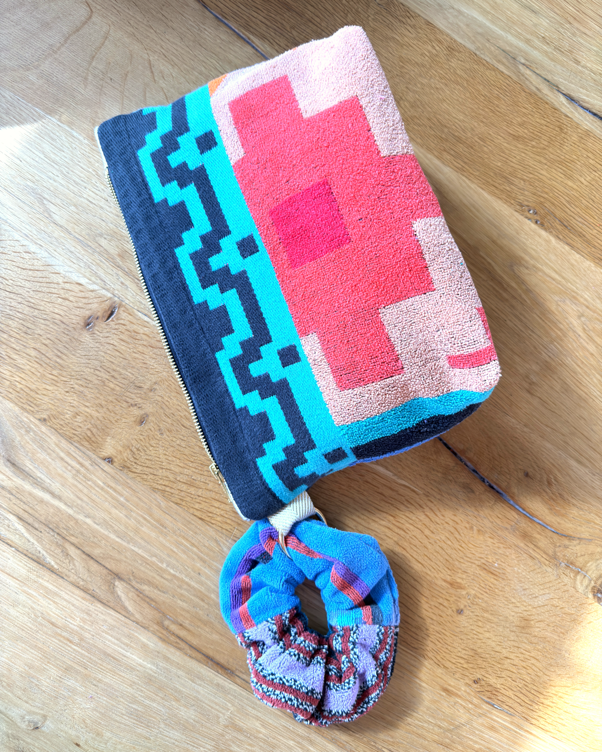 Repurposed Towel Beach Clutch “Tidal Horizon” — handmade by Kspek from upcycled vintage textiles, view 5