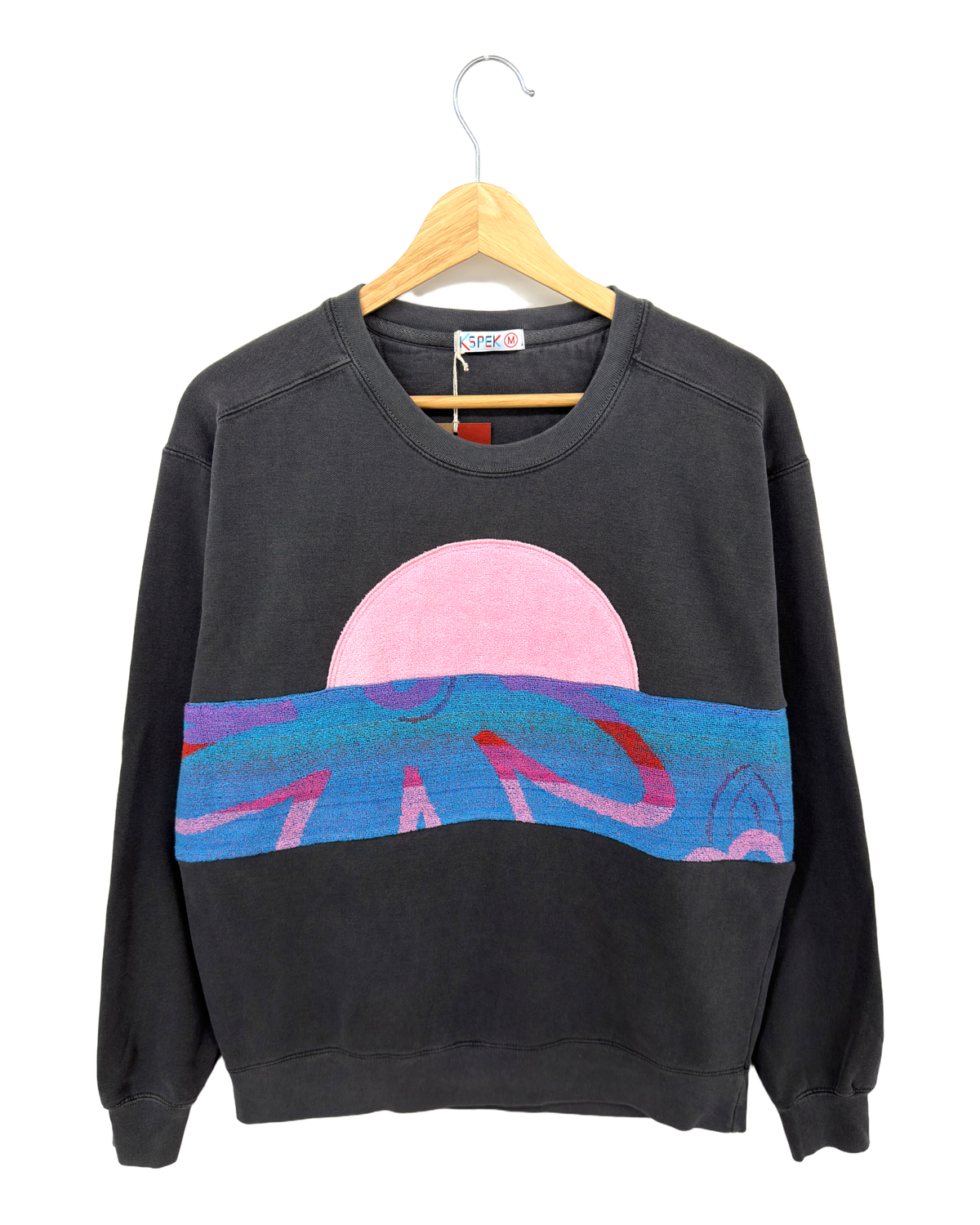Medium Pepper Sunset Chaser "Pink Solar Arc" — one-of-a-kind upcycled vintage beach towel sweatshirt, handmade by Kspek, view 4