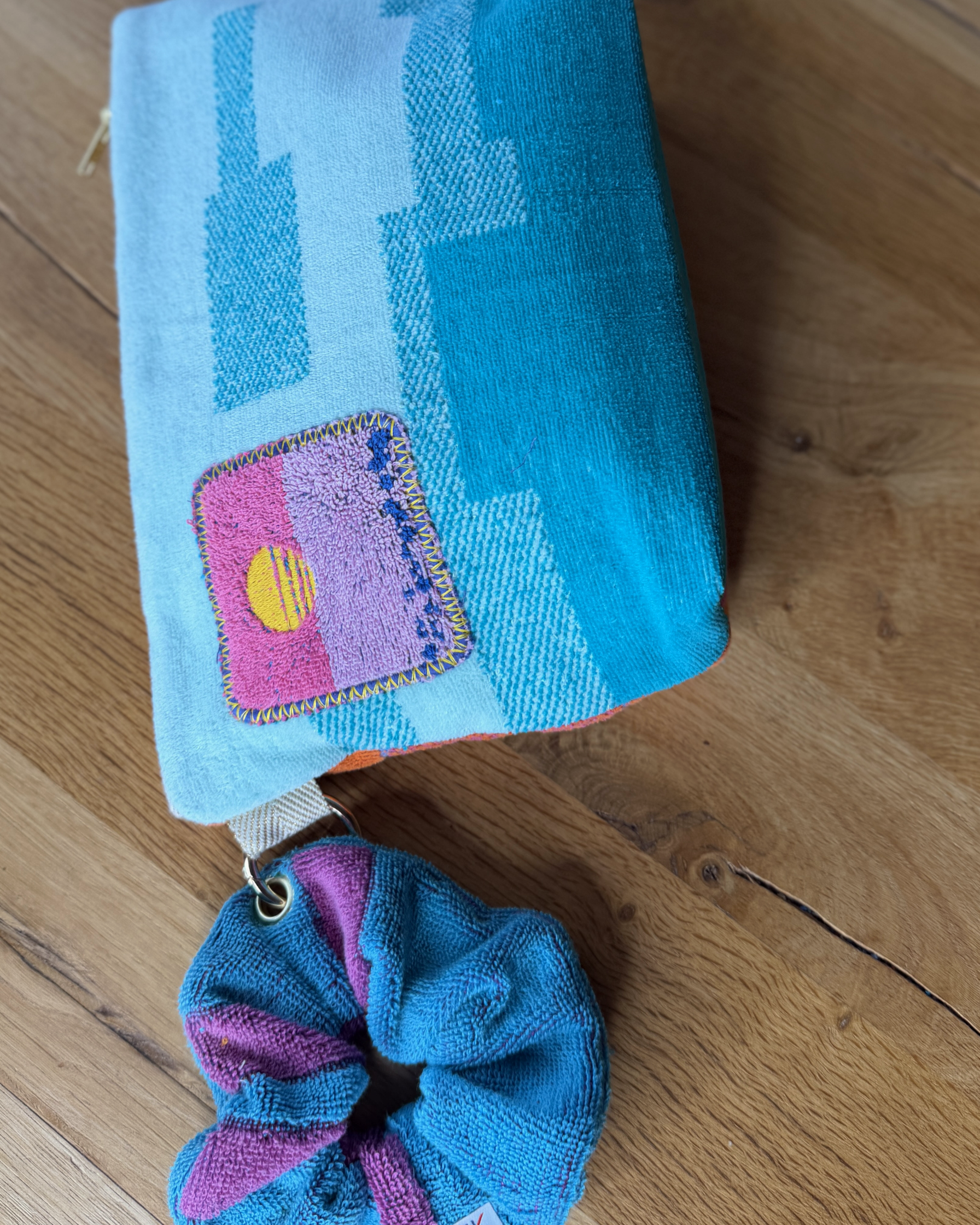 Repurposed Towel Beach Clutch “Painted Desert” — handmade by Kspek from upcycled vintage textiles, view 5