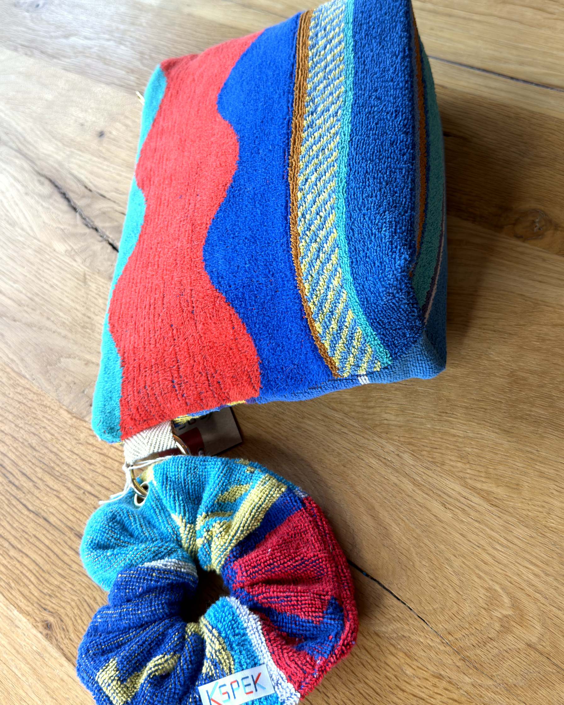 Repurposed Towel Beach Clutch “Favorite Spot” — handmade by Kspek from upcycled vintage textiles, view 5