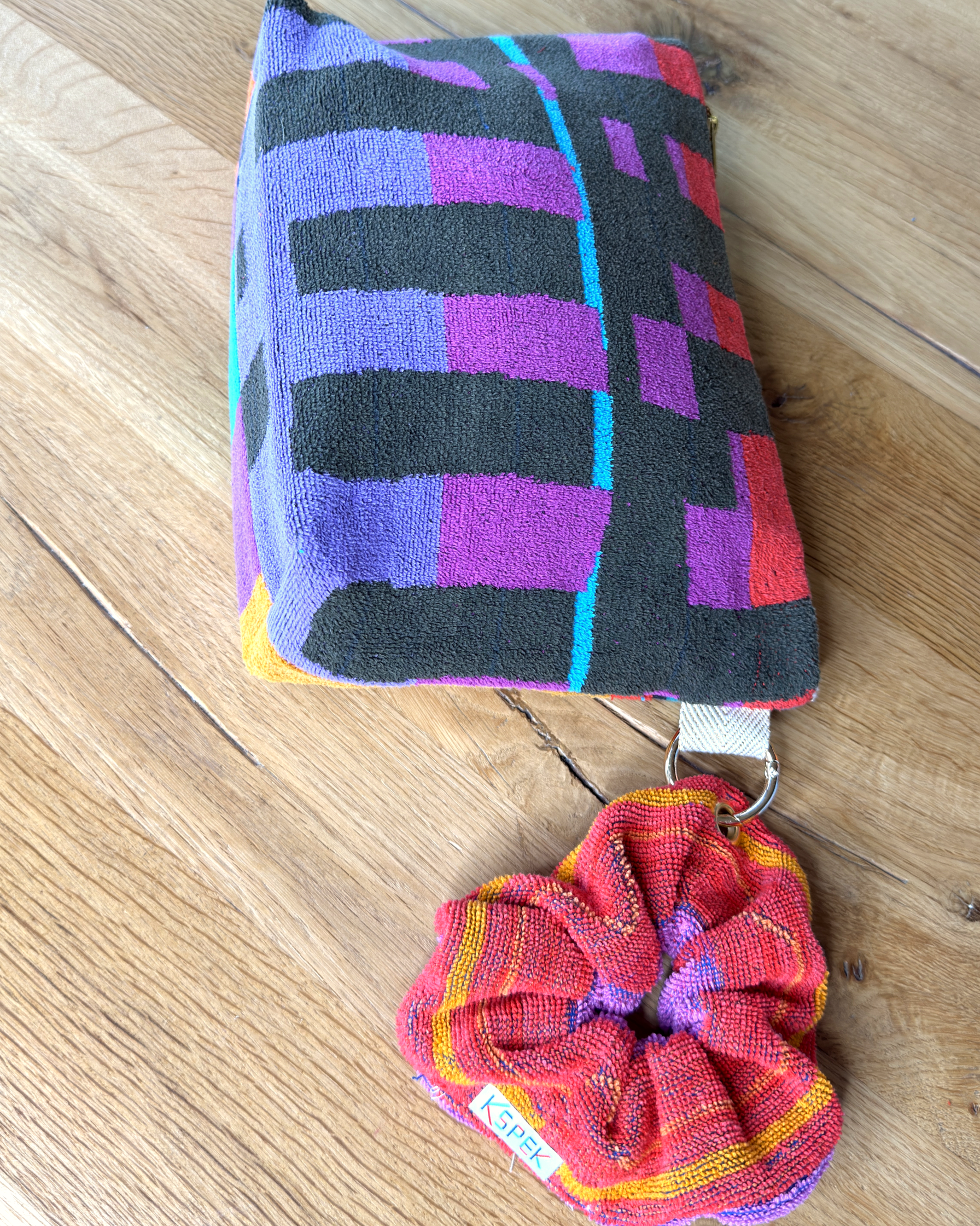 Repurposed Towel Beach Clutch “Tropical Mosaic” — handmade by Kspek from upcycled vintage textiles, view 6
