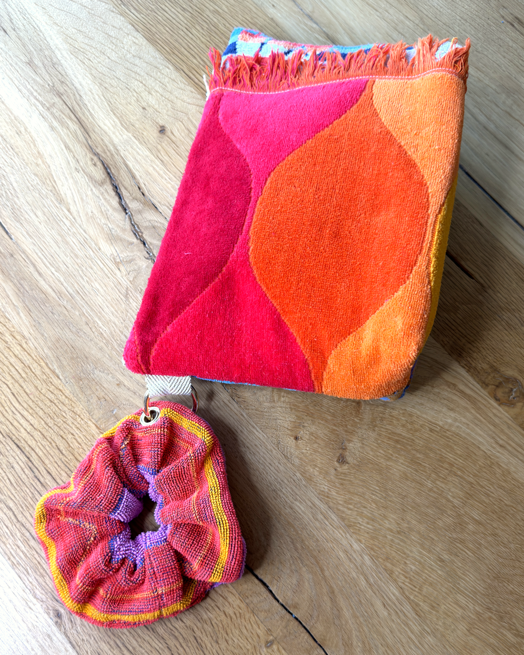 Repurposed Towel Beach Clutch “Tropical Sunset” — handmade by Kspek from upcycled vintage textiles, view 5