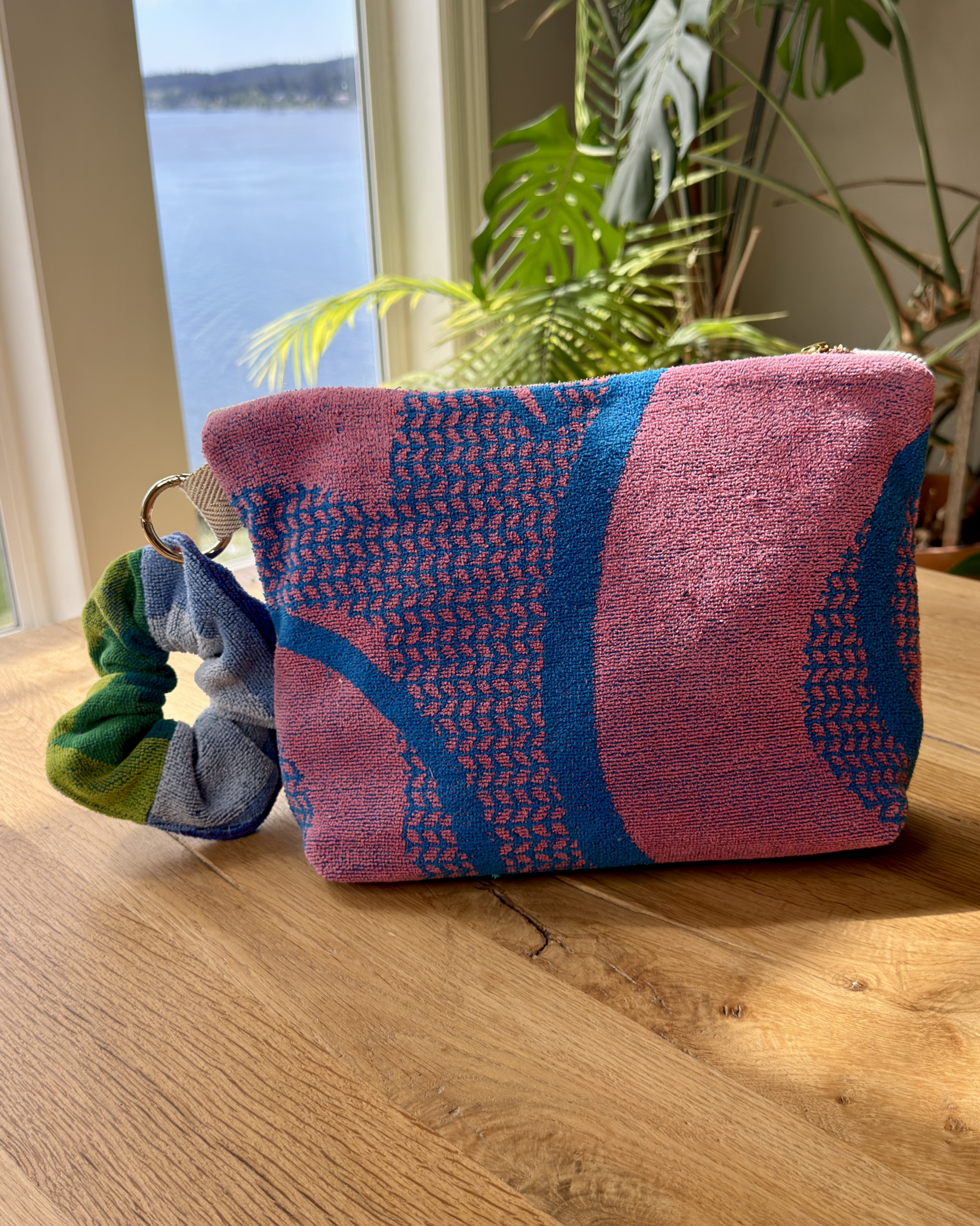 Repurposed Towel Beach Clutch “Sunset Waves” — handmade by Kspek from upcycled vintage textiles