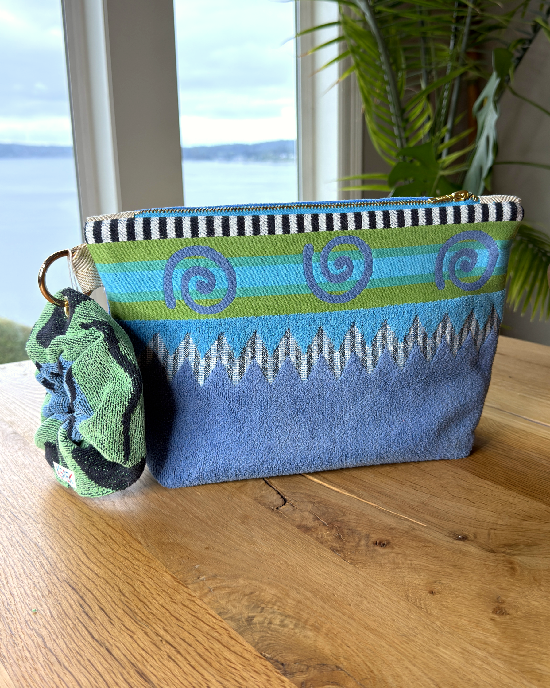 Repurposed Towel Beach Clutch “Splash 2” — handmade by Kspek from upcycled vintage textiles, view 3